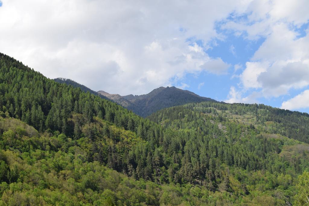 Affittacamere Lago Rotondo Mezzana  Bagian luar foto