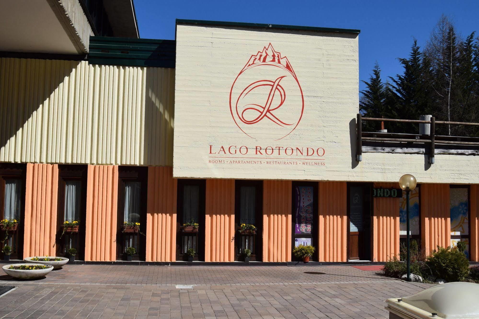 Affittacamere Lago Rotondo Mezzana  Bagian luar foto